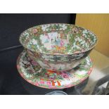 A Chinese famille rose vase bowl and a plate (2)