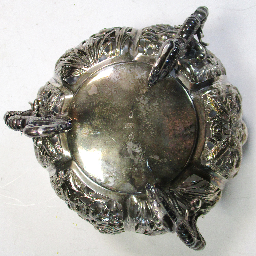 Wang Hing, a reticulated silver bowl, the lobed side with panels of dragons, irises and - Image 5 of 6