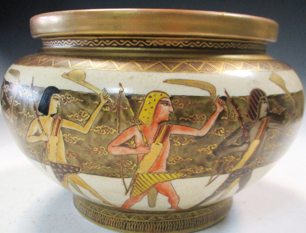 A Satsuma 'Egyptian' planter, the rounded sides with kufic inscription above a scene of a pharaoh - Image 3 of 6
