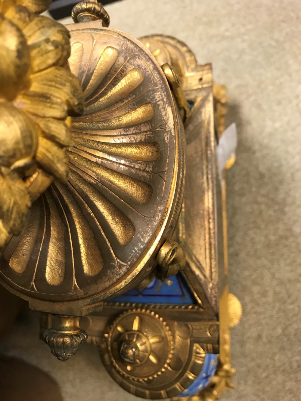 A 19th century French gilt metal and 'Sevres' porcelain clock garniture, the elaborate shaped case - Image 10 of 14