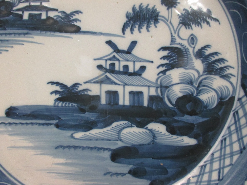 An 18th century Lambeth Delft blue and white dish - Image 2 of 3