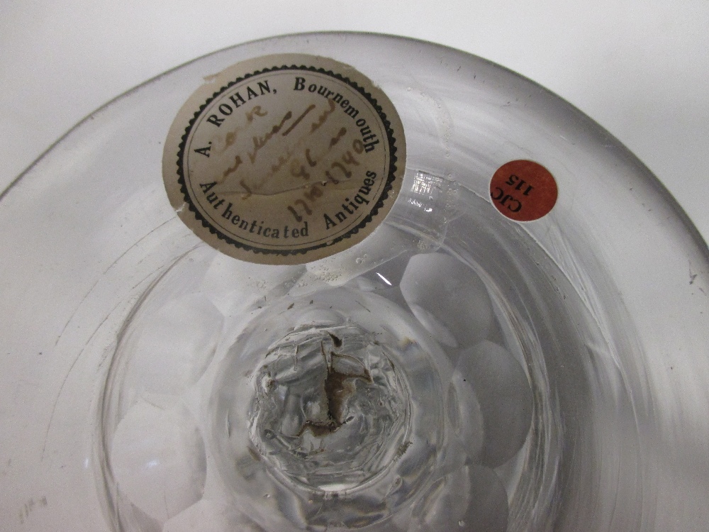 An 18th century sweetmeat glass - Image 3 of 3