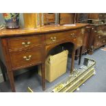 A Regency mahogany sideboard, 94 x 160 x 60cm