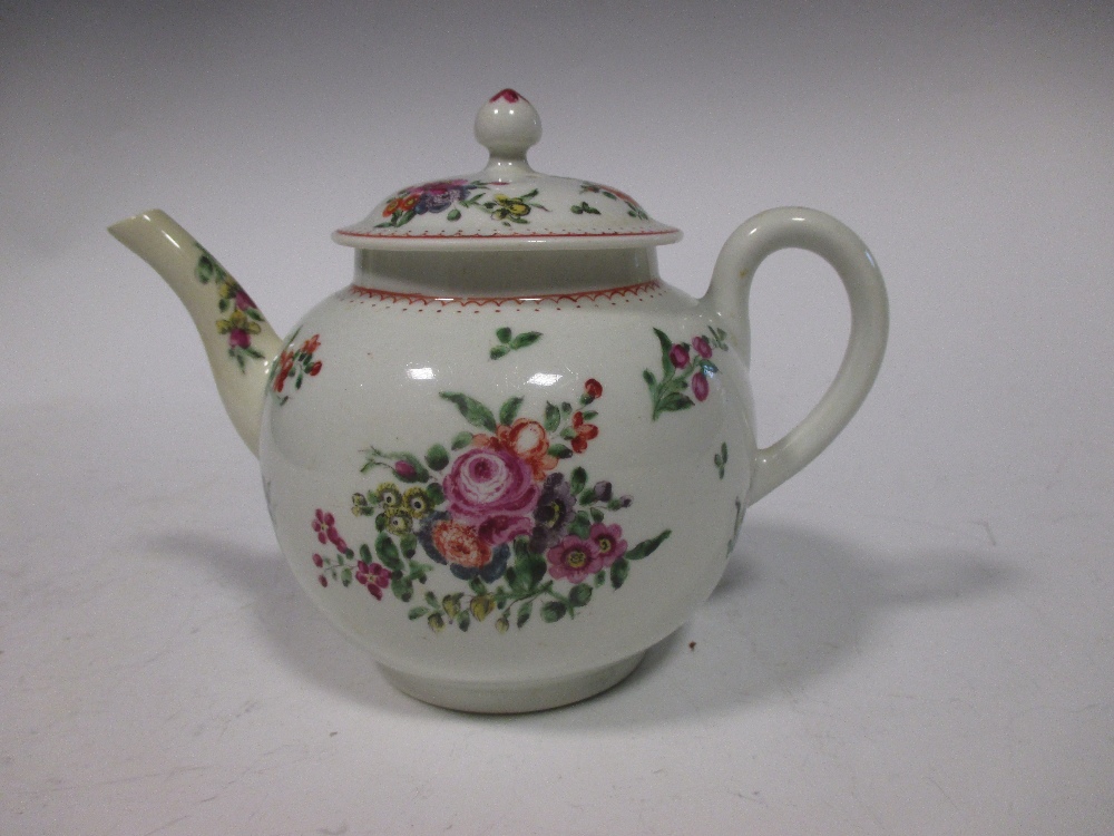 An 18th century Worcester polychrome tea pot and cover - Image 2 of 3