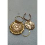 An assortment of gold jewellery including 9ct gold, approximate weight 11.1g.