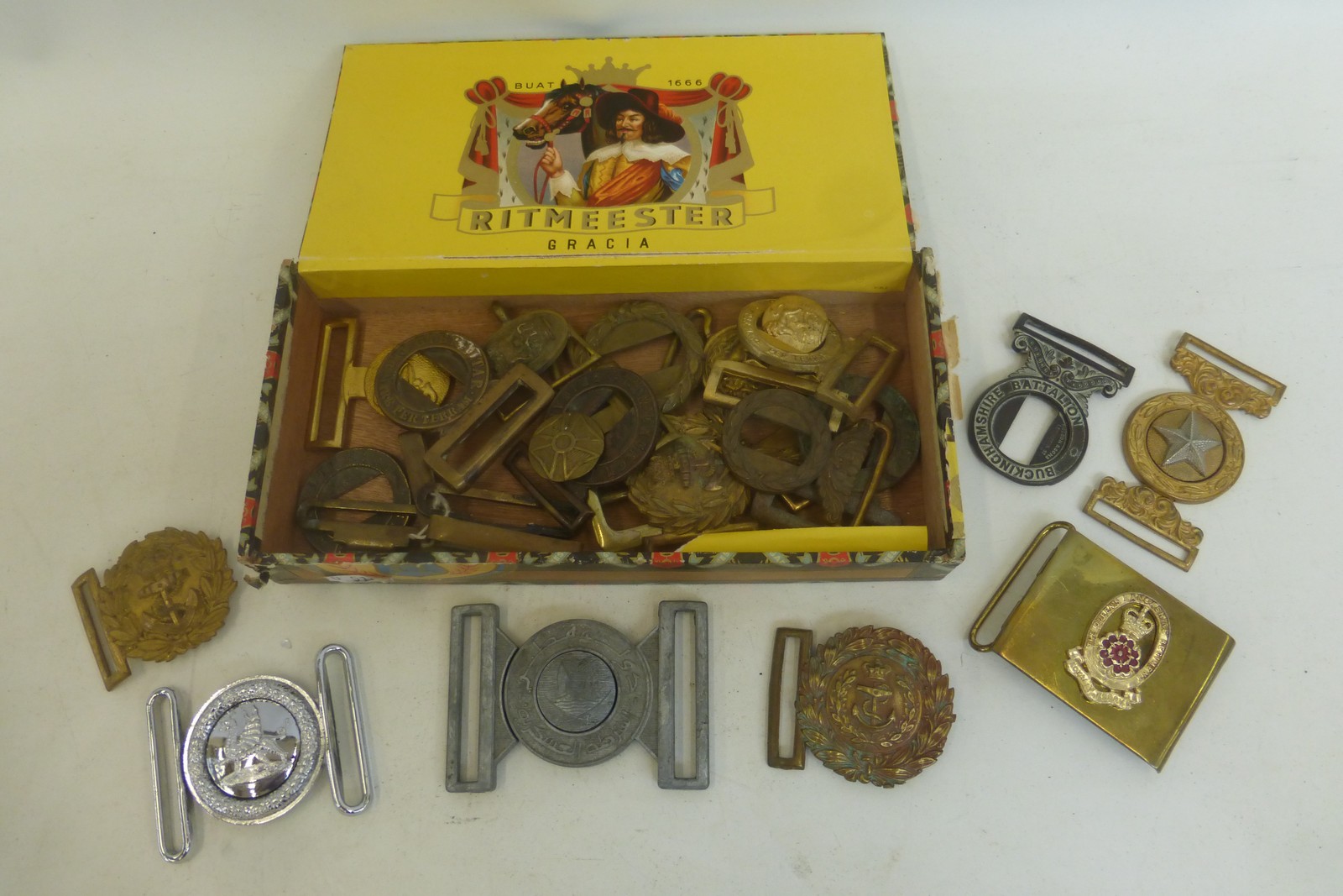 A good selection of military belt buckles and clasps plus spares.