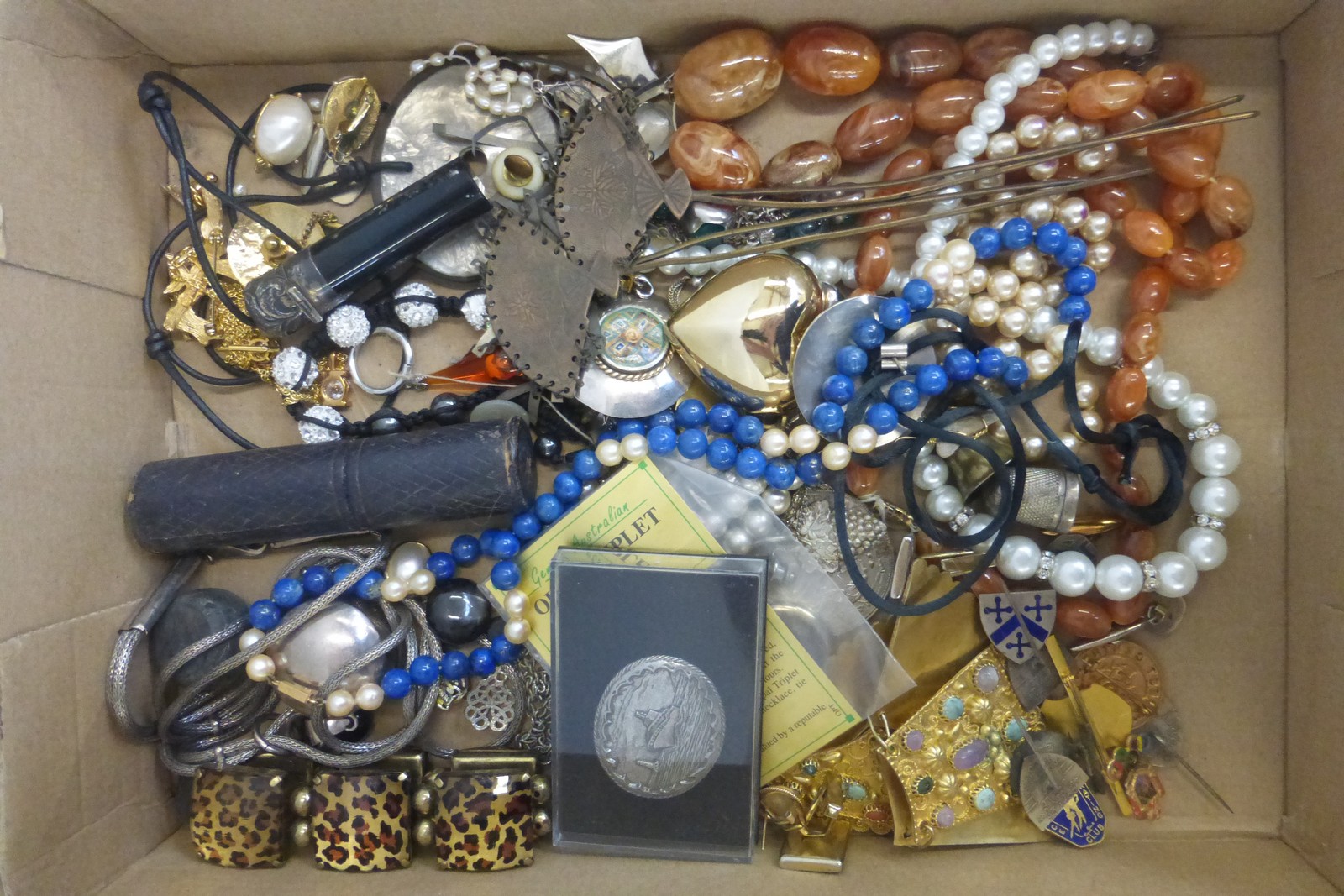 A box of assorted jewellery including a necklace, possibly lapiz lazuli and pearl beads, also a