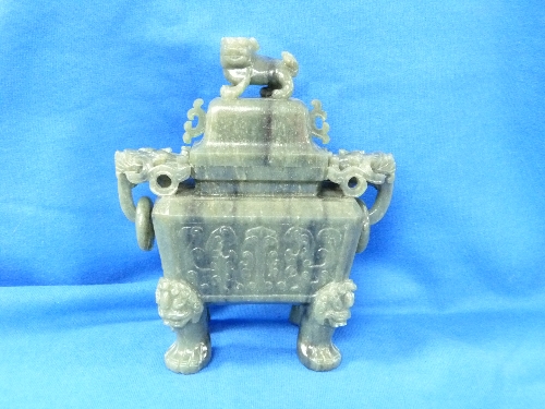 A Chinese Republic period spinach green jade Censer, with dragon mask and loose ring handles, the - Image 5 of 6