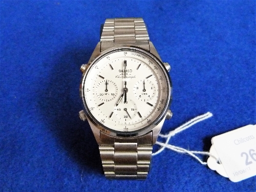 A Seiko stainless steel gentleman's Quartz Chronograph, on corresponding flexible bracelet with - Image 2 of 3