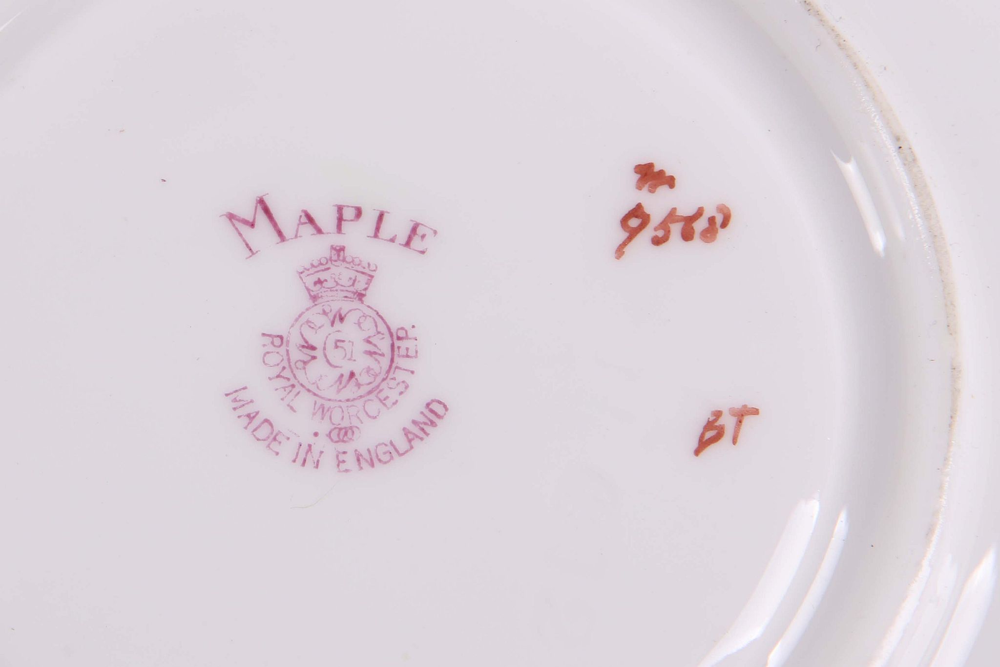 Ten early 20th Century Royal Worcester 'Maple' pattern tea cups and saucers and ten tea plates, - Image 2 of 3