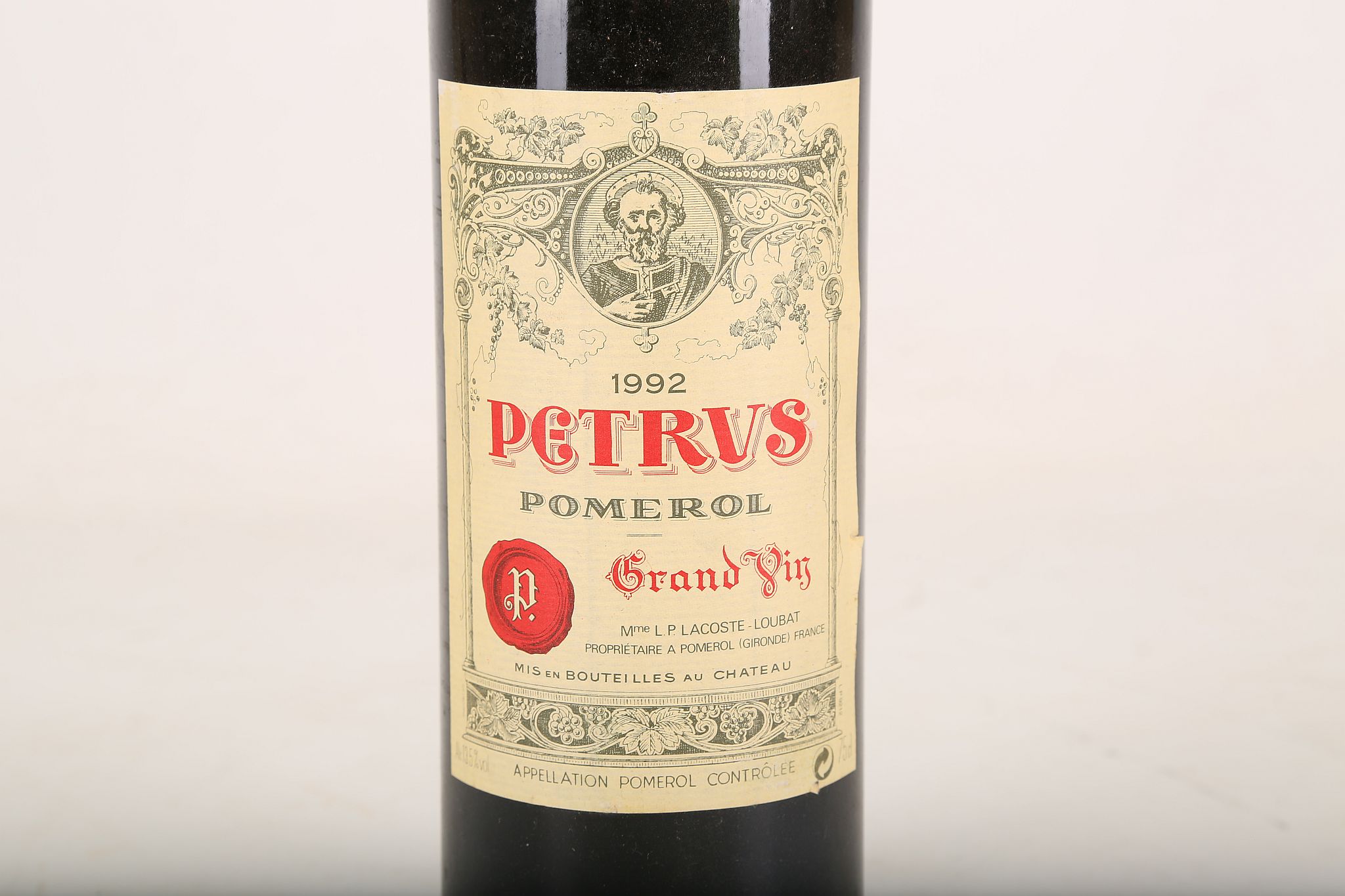 A 1992 Petrus, Grand Vin, Pomerol, Mme L.P. Lacoste-Loubat Proprietaire, 75cl (13.5% ABV).  *This - Image 3 of 4