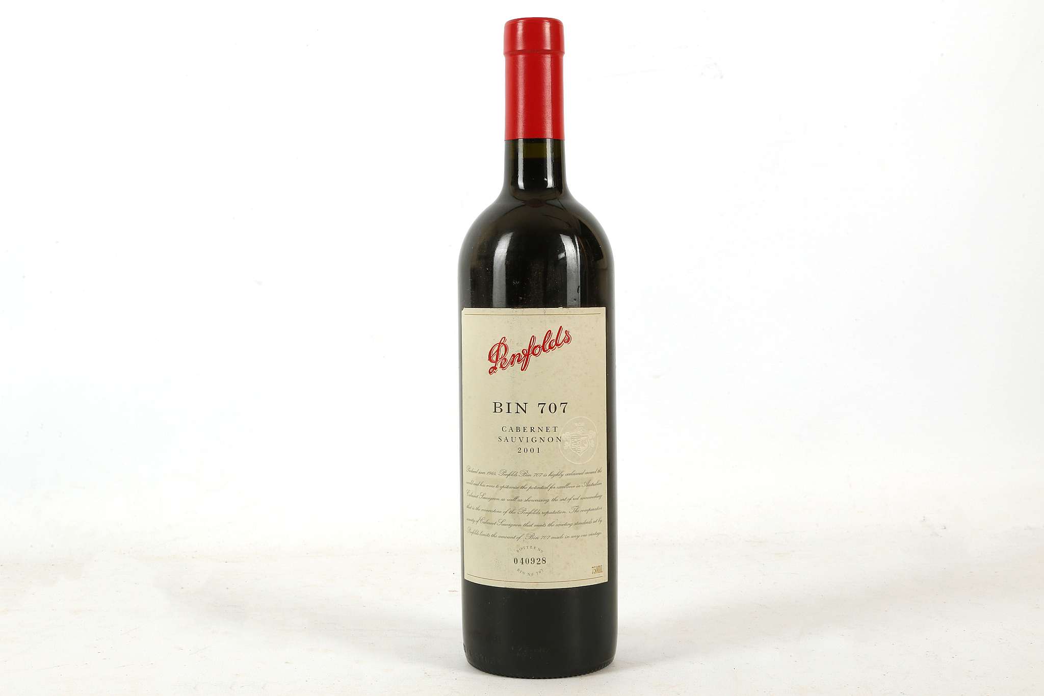 A 2001 Penfolds, Bin 707, Cabernet Sauvignon, bottle no. 040928, 750ml (13.5% ABV).