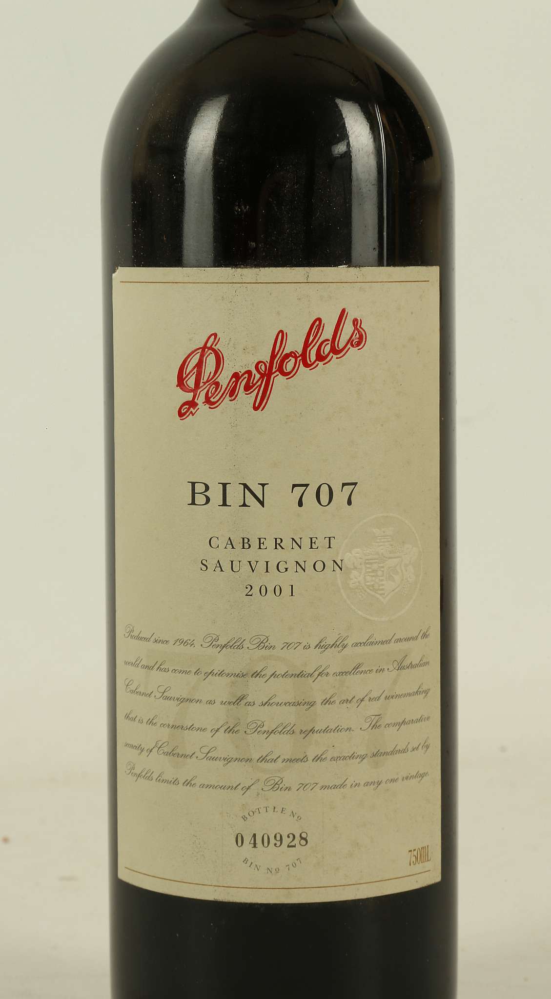 A 2001 Penfolds, Bin 707, Cabernet Sauvignon, bottle no. 040928, 750ml (13.5% ABV). - Image 2 of 5