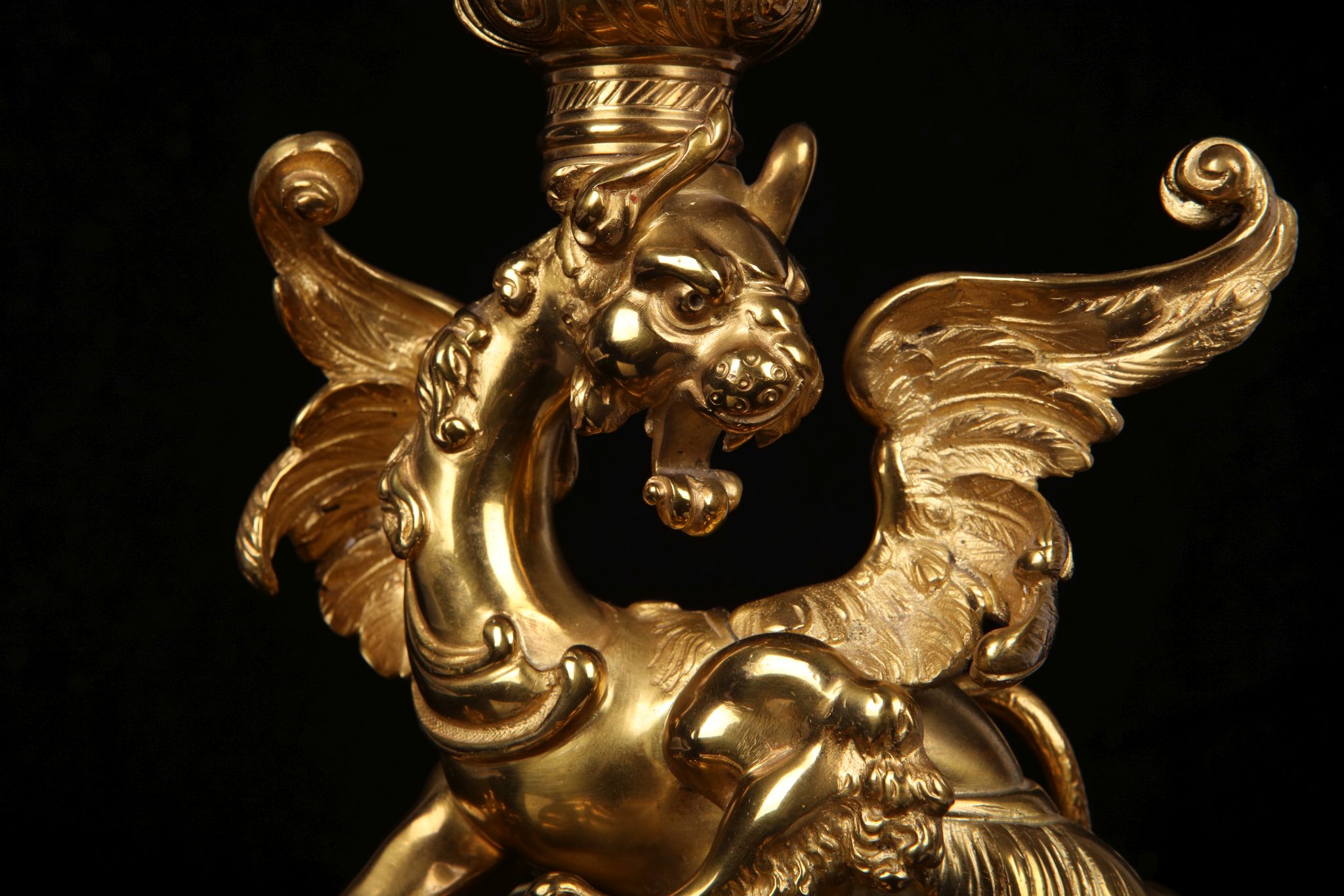 A THIRD QUARTER 19TH CENTURY FRENCH BRONZE MANTEL CLOCK DECORATED WITH A DRAGON the dragon roaring - Image 3 of 7