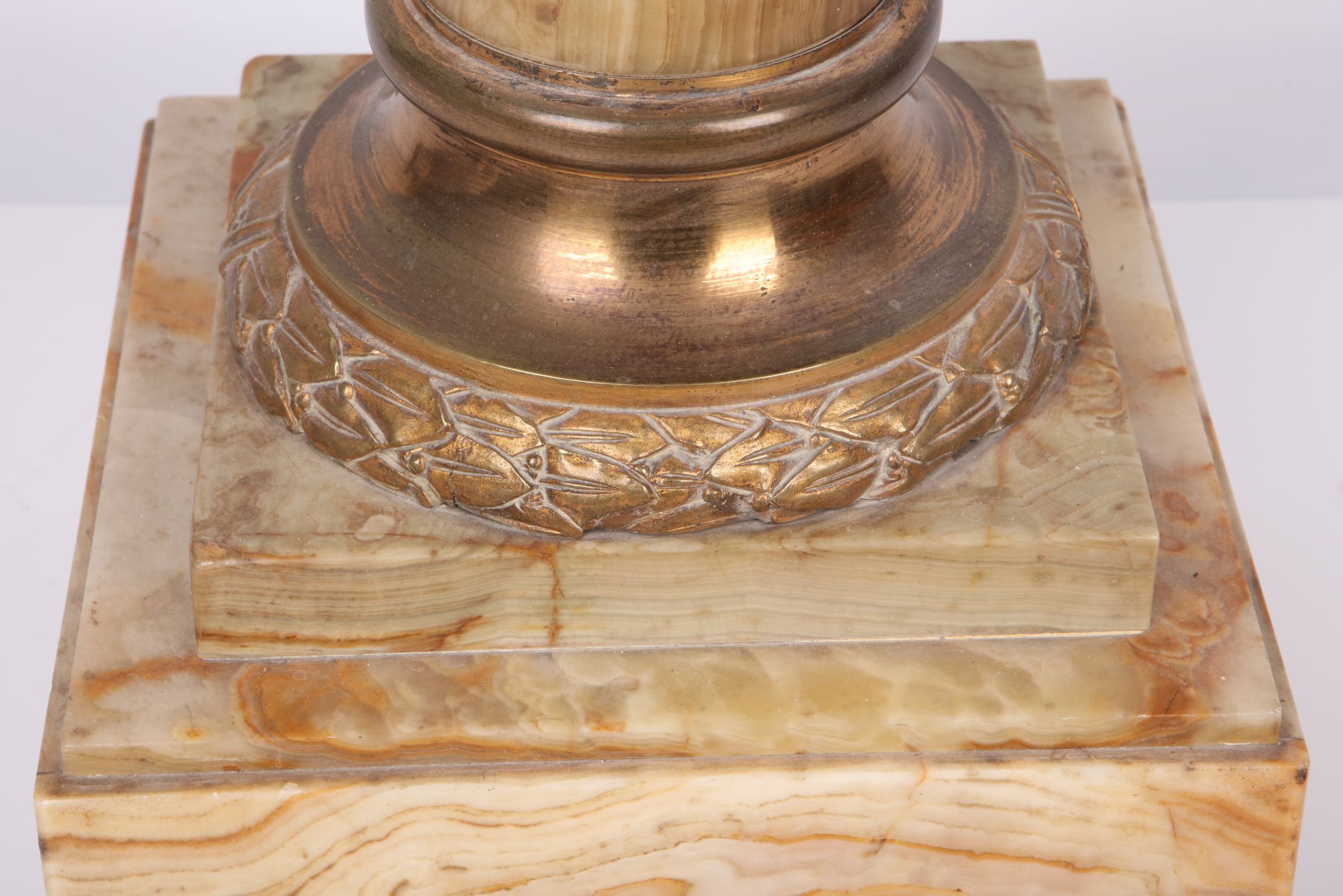 A LATE 19TH CENTURY FRENCH ONYX AND GILT BRONZE MOUNTED PEDESTAL COLUMN the square shelf top over - Image 3 of 5
