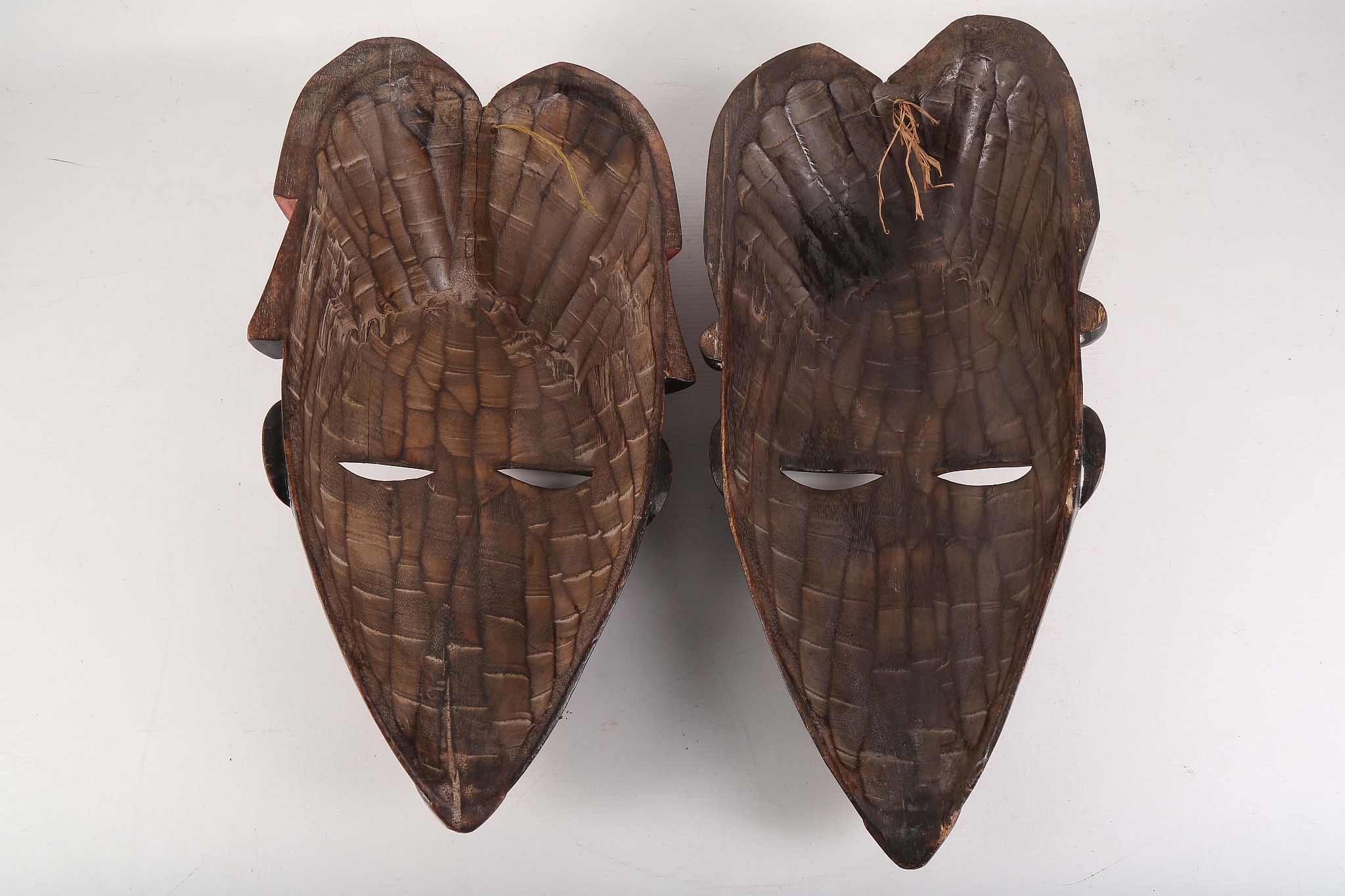 Two Punu masks, Gabon, 40-44cm high (2). - Image 2 of 2