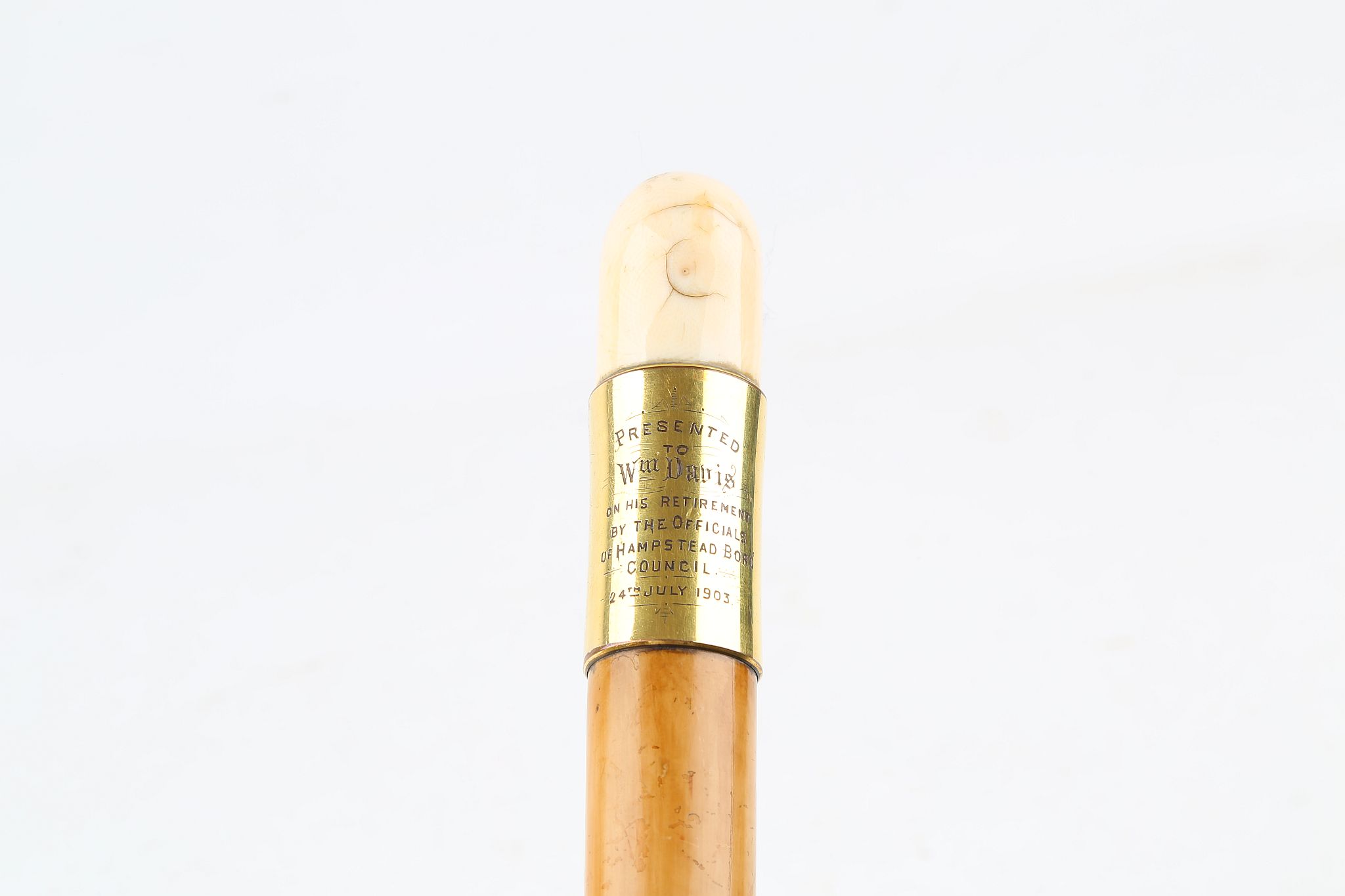 AN IVORY HANDLED PRESENTATION CANE, DATED 1903, with gilt collar and malacca shaft, 36 inches ( - Image 5 of 7