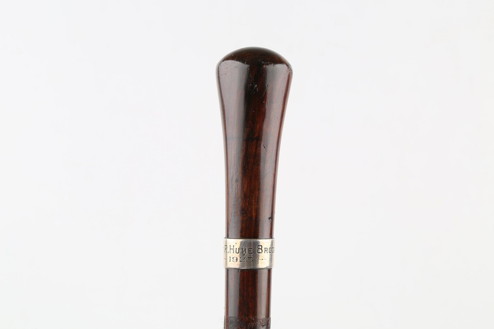 A LIGNUM VITAE CANE, with silver collar engraved 'Capt. R. Hume Brodie 1923', 36 inches (93cm). - Image 2 of 6