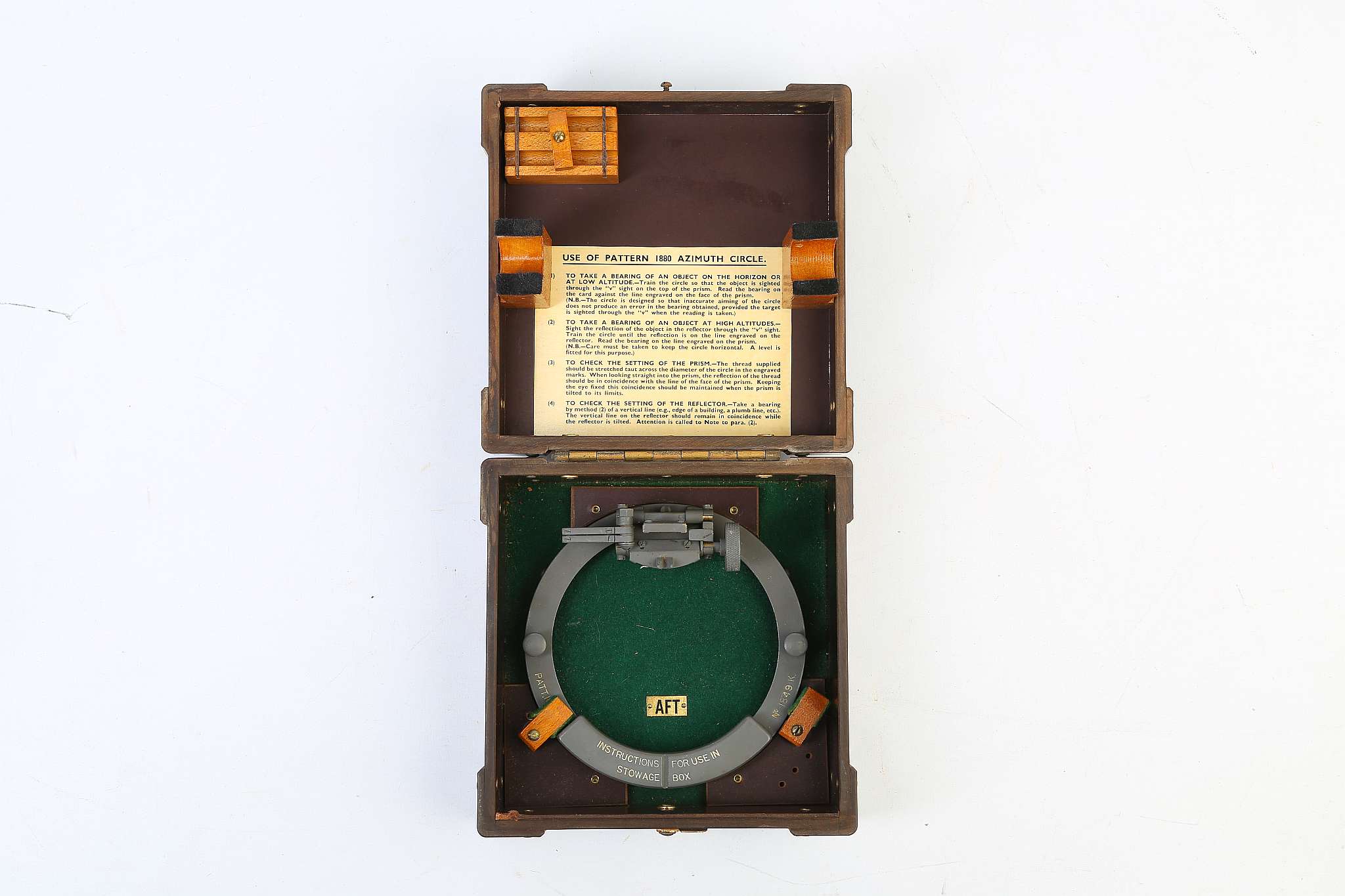 A WWII PORTABLE WOOD BOXED NAVAL SHIP'S COMPASS (No. 2278 KS) (stamped Admiralty checked 28th - Image 5 of 7