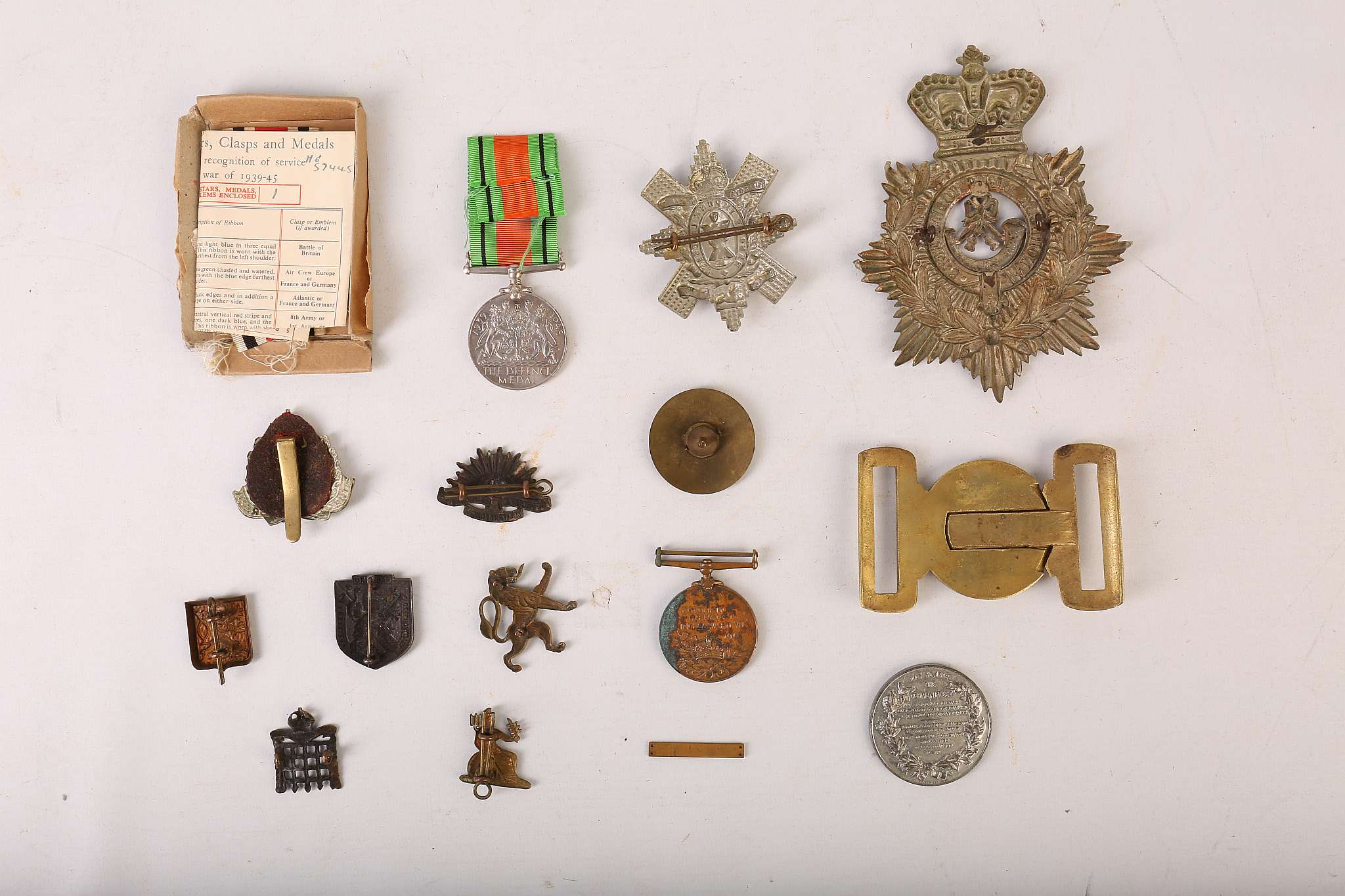 AN INTERESTING SELECTION OF TWO MEDALS, BADGES, BELT BUCKLE, CAP AND LAPEL BADGES, to include a - Image 2 of 2