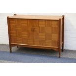 A FRENCH 1950s WALNUT SIDEBOARD, with parquetry doors, (121 x 46 x 87 cm high)