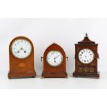 A LATE 19TH CENTURY FRENCH MAHOGANY AND INLAID MANTEL CLOCK TOGETHER WITH TWO FURTHER MANTEL