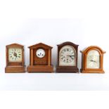AN EARLY 20TH CENTURY MAHOGANY MANTEL CLOCK SIGNED 'MAPPIN & WEBB TOGETHER WITH THREE FURTHER