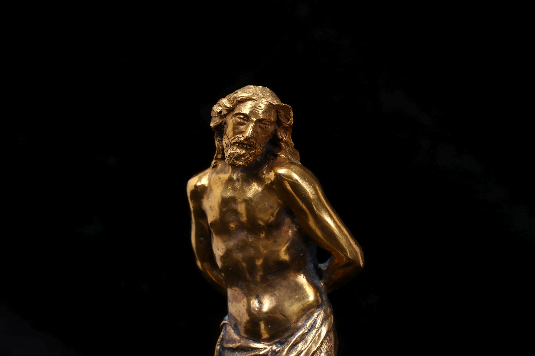 A BRONZE FIGURE OF CHRIST AT THE COLUMN IN THE STYLE OF  ALESSANDRO ALGARDI, ITALIAN (1598-1654) - Image 5 of 5