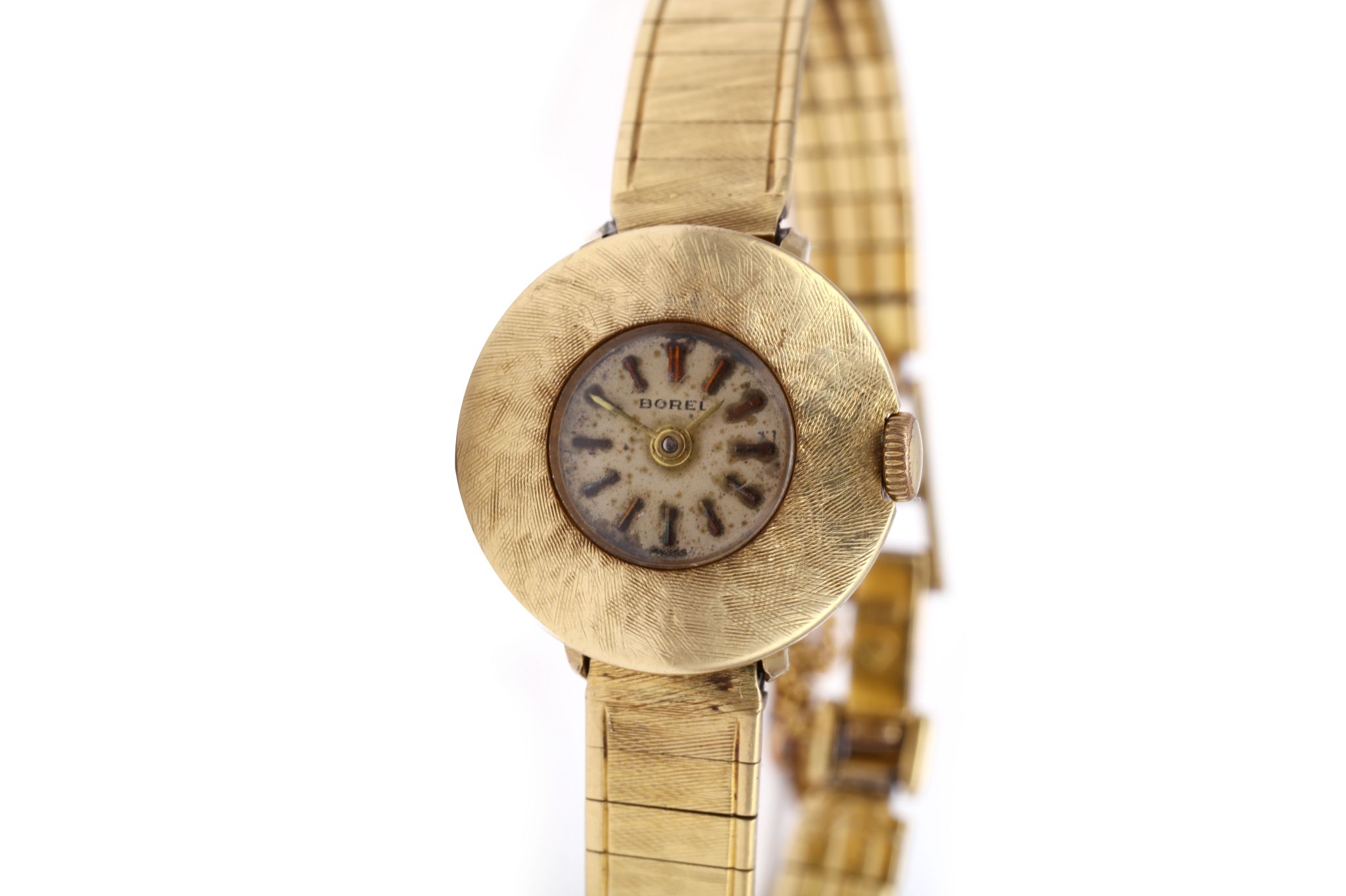 LADIES BOREL DRESS WATCH A ladies vintage 18ct yellow gold Borel dress watch, with signed circular - Image 2 of 4