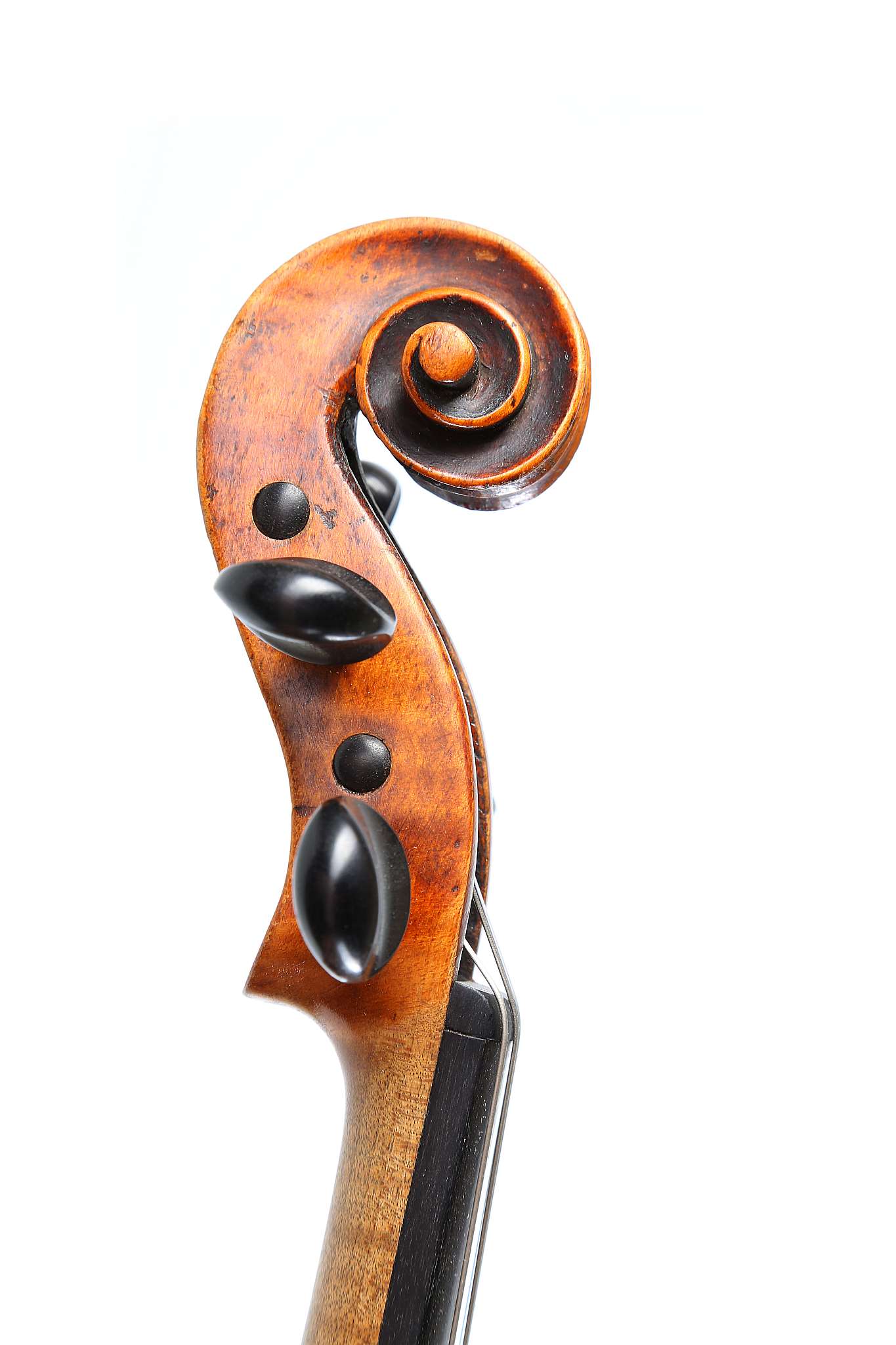 A good French violin, Guarnieri model. Circa 1880-1890. One-piece back, in a yellow orange varnish - Bild 6 aus 8