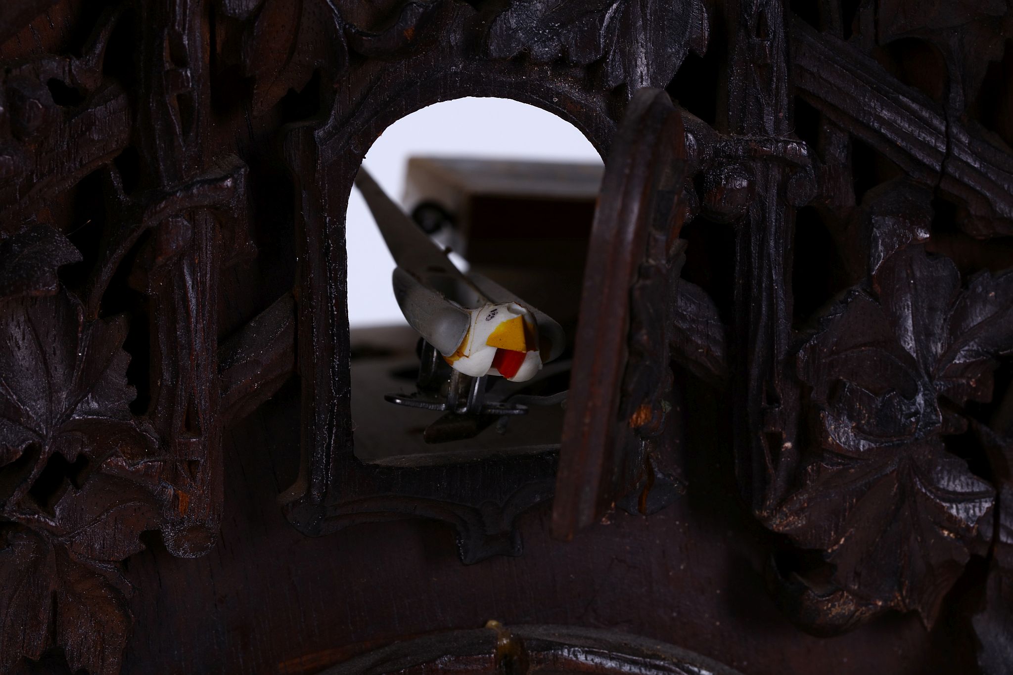 WITHDRAWN A 19TH CENTURY BLACK FOREST CARVED WOOD CUCKOO CLOCK of typical form with pitched roof - Image 5 of 6