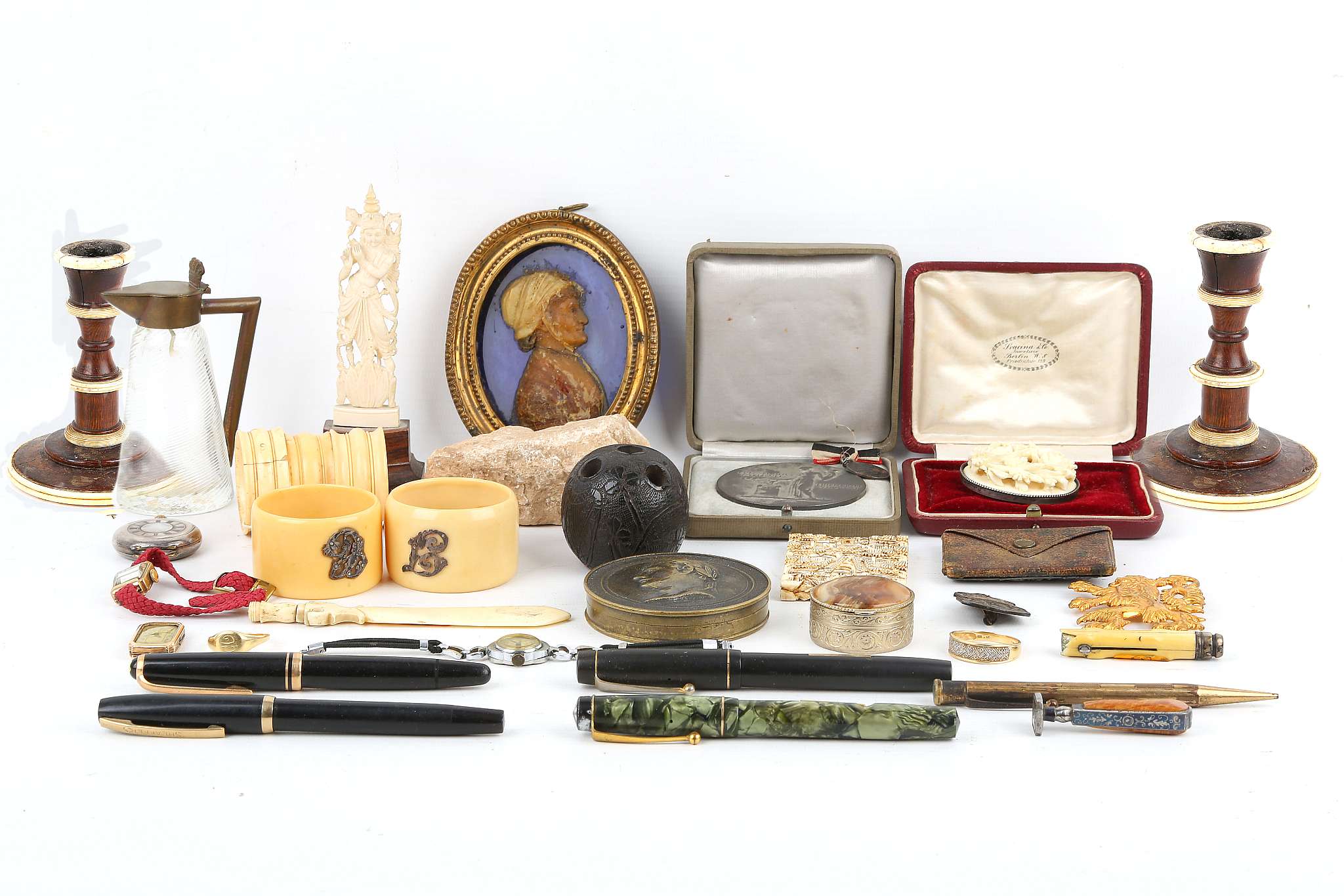 A miscellaneous collection of items, to include two 14ct gold rings, two gold cased Art Deco