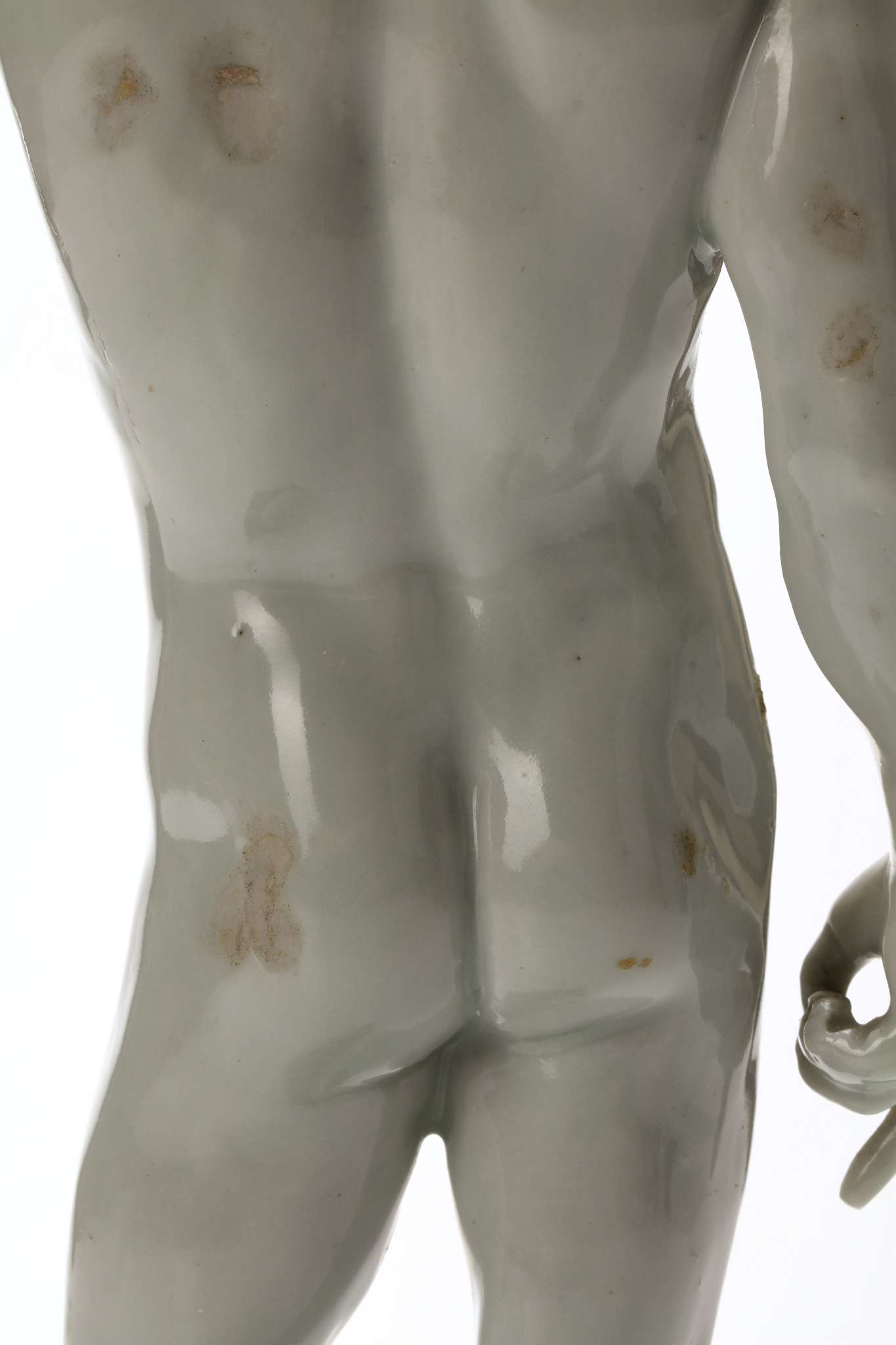 AN EXCEPTIONALLY RARE DOCCIA PORCELAIN FIGURE OF 'THE EXECUTIONER', mid 18th century, after a - Image 10 of 11