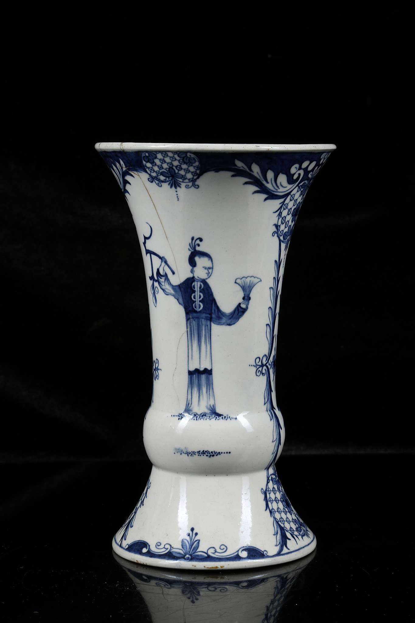 A WORCESTER PORCELAIN VASE, circa 1770, of waisted 'Gu' form, painted in blue with a variation of ' - Image 2 of 4