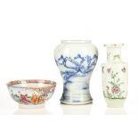 A selection of three Chinese porcelain items comprising a reduced blue and white ‘landscape’