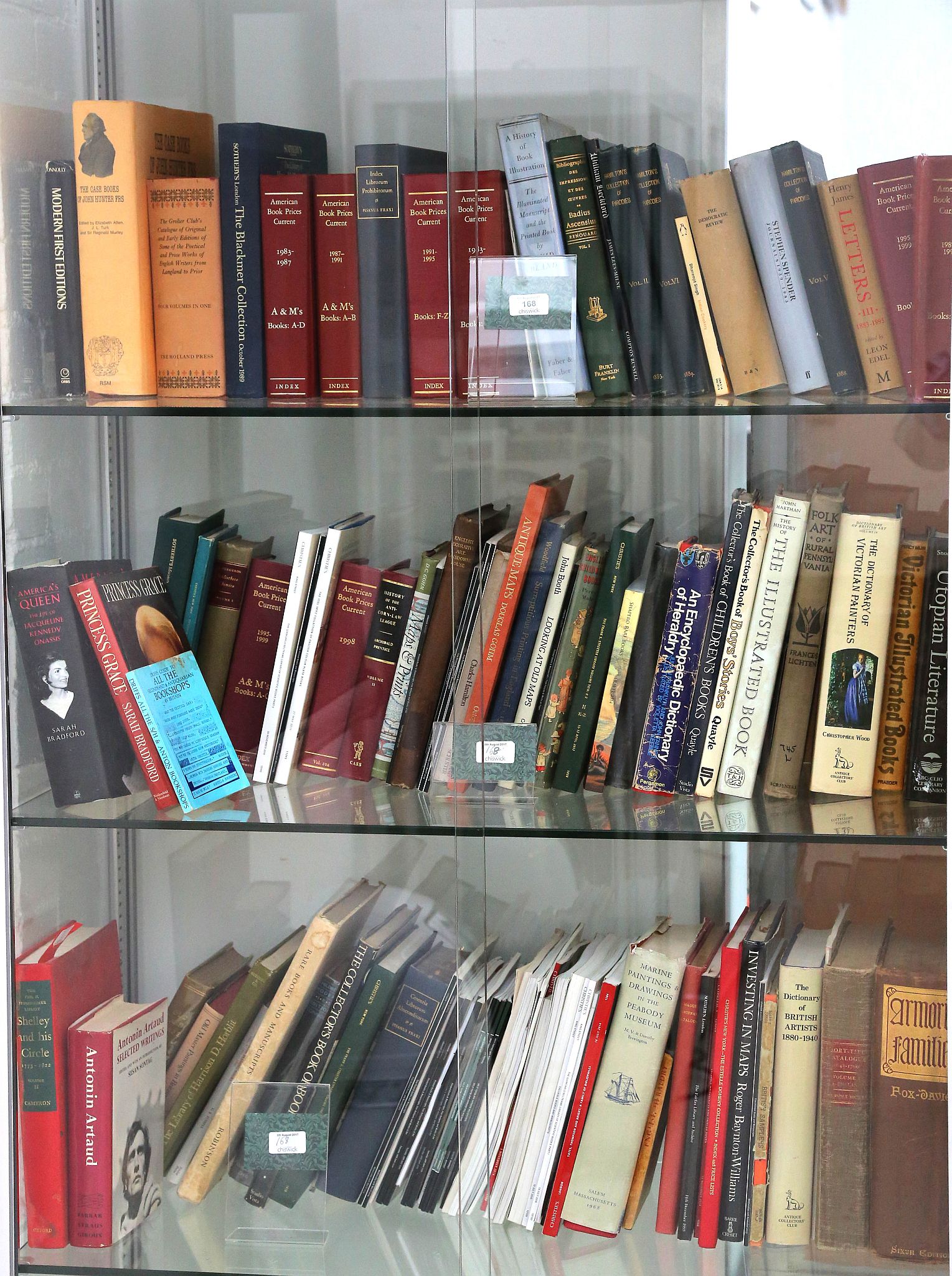 BOOKS - A quantity of reference books including bibliography. (qty)