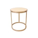 A MODERN WHITE LACQUER TOP OCCASIONAL TABLE, on brushed bronzed base, (55cm diam x 65cm high)