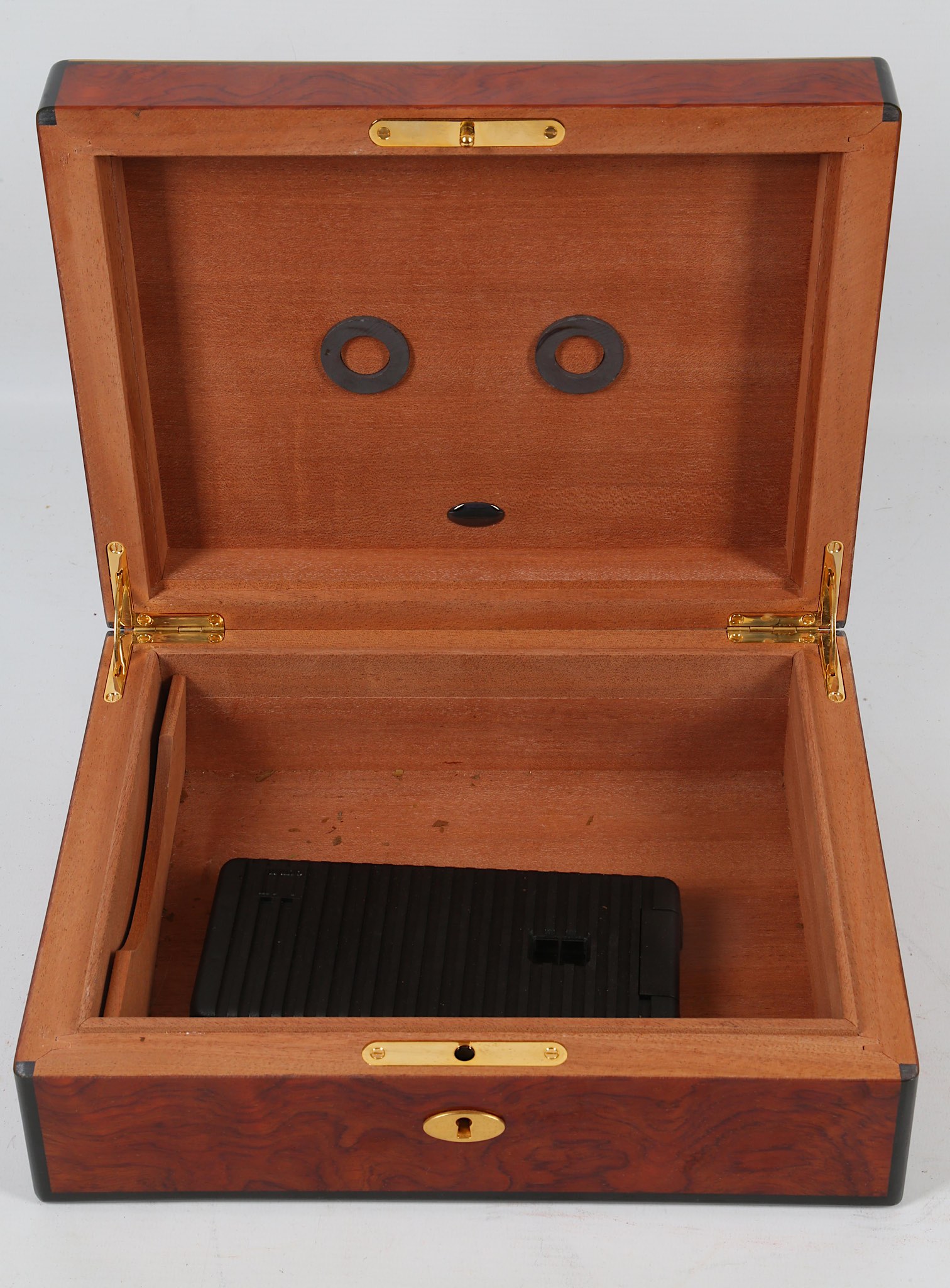 A modern Dunhill humidor, together with a pair of brass opera glasses (2). - Image 2 of 5