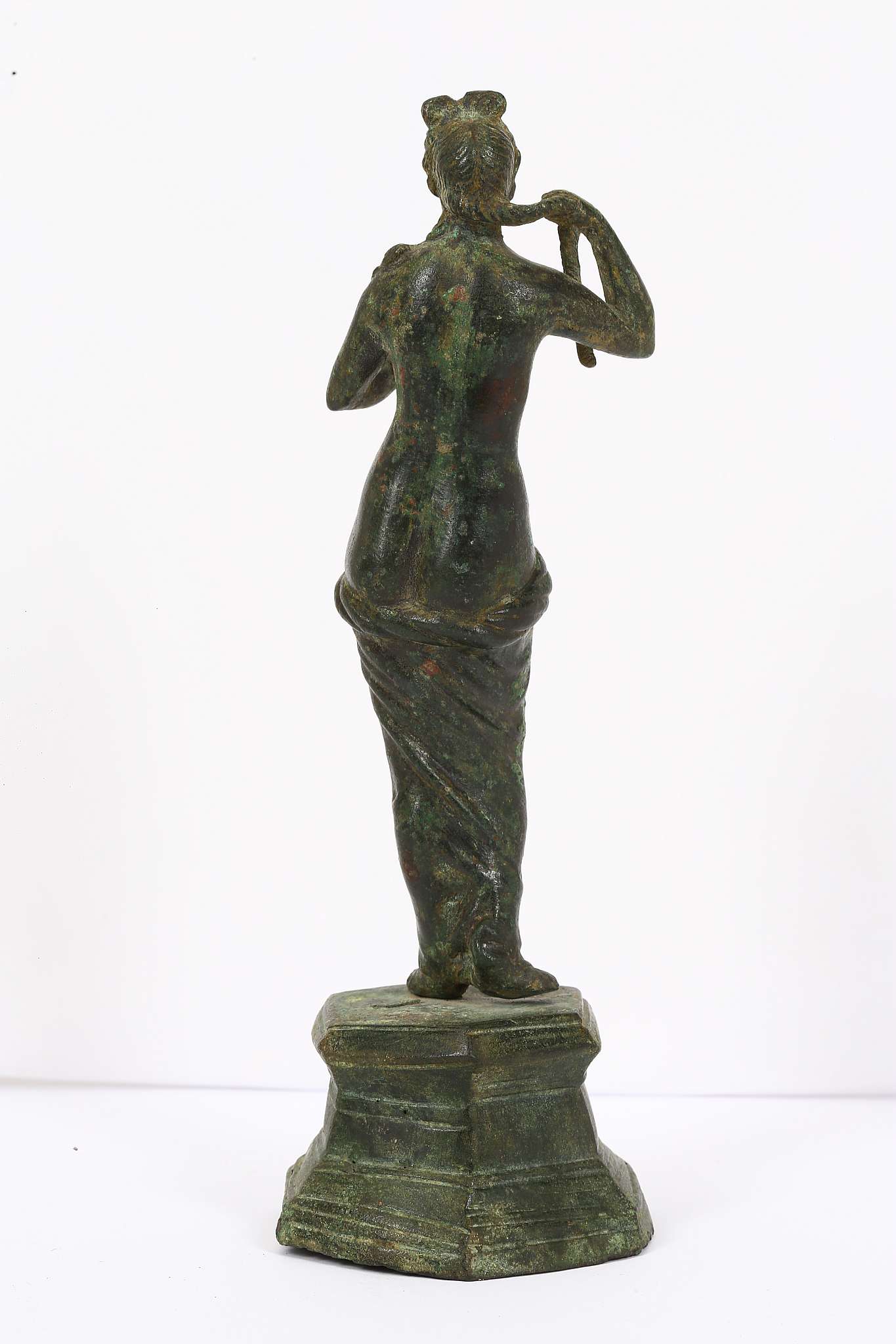 A ROMAN BRONZE APHRODITE Circa 1st - 2nd century A.D. "..there is nothing among the blessed gods - Image 4 of 6