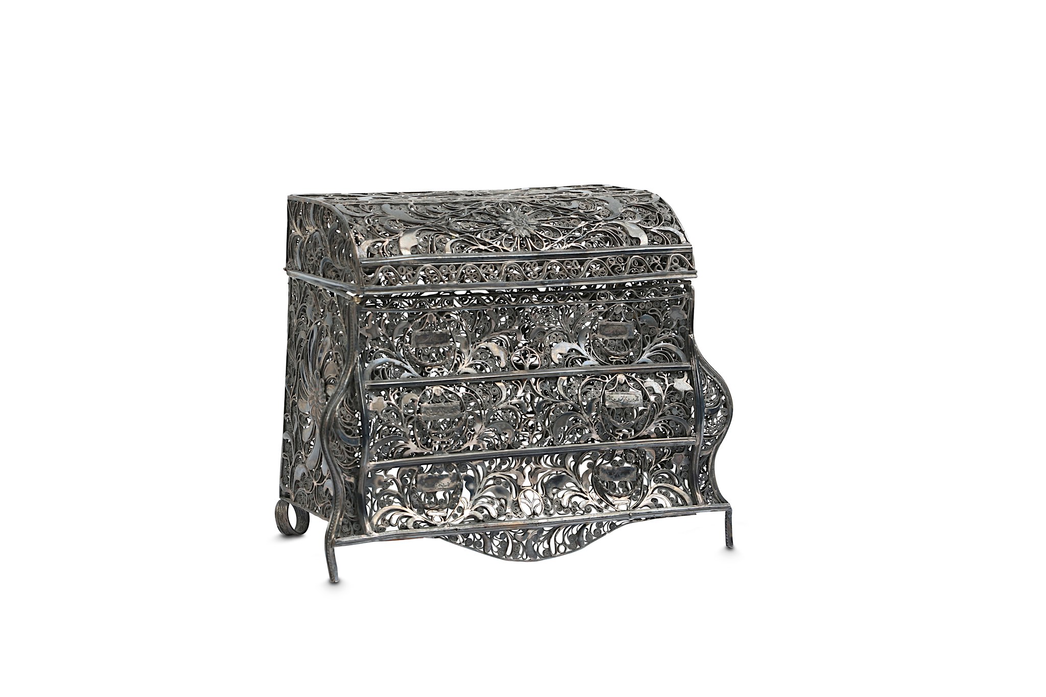 A LATE 18TH / 19TH CENTURY INDO-PORTUGUESE SILVER FILIGREE CASKET PROBABLY GOA modelled as a bombe