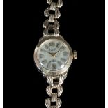 A 9ct gold cased Accurist lady's wristwatch with fancy link bracelet Condition Report: