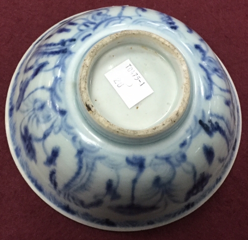 A Chinese provincial blue and white bowl, Ming dynasty, painted with flowers, 15. - Image 3 of 5