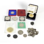 A small group of coins to include a 2007 Diamond Wedding crown,