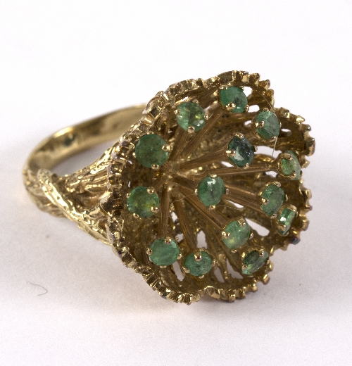 A 14k gold and enamel dress ring of modern design, - Bild 2 aus 2