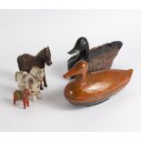 Four small horse figures and two decoy ducks