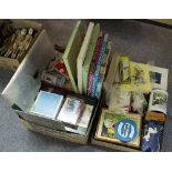 A large quantity of jigsaw puzzles, various,