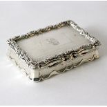 A silver snuff box, George Unite, Birmingham 1901,