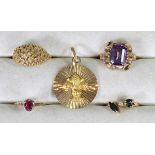 (Lot of 5) Multi-stone and gold jewelry comprised of one 18k yellow gold fleur de lys disc