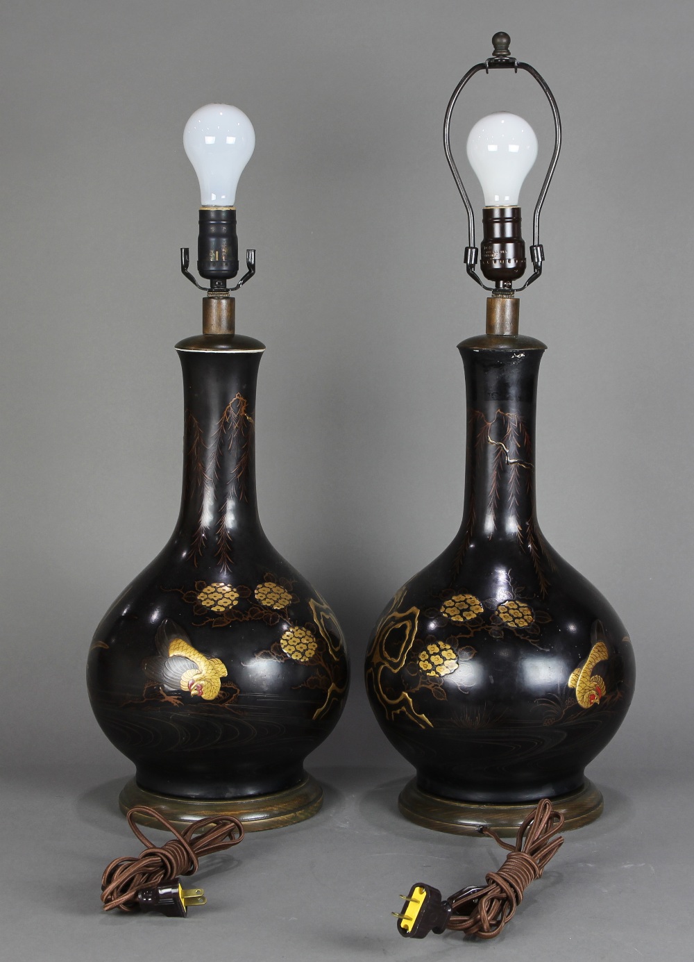 Pair of Japanese bronze vases, converted to lamps, Meiji/Taisho period, decorated with willow - Image 3 of 5