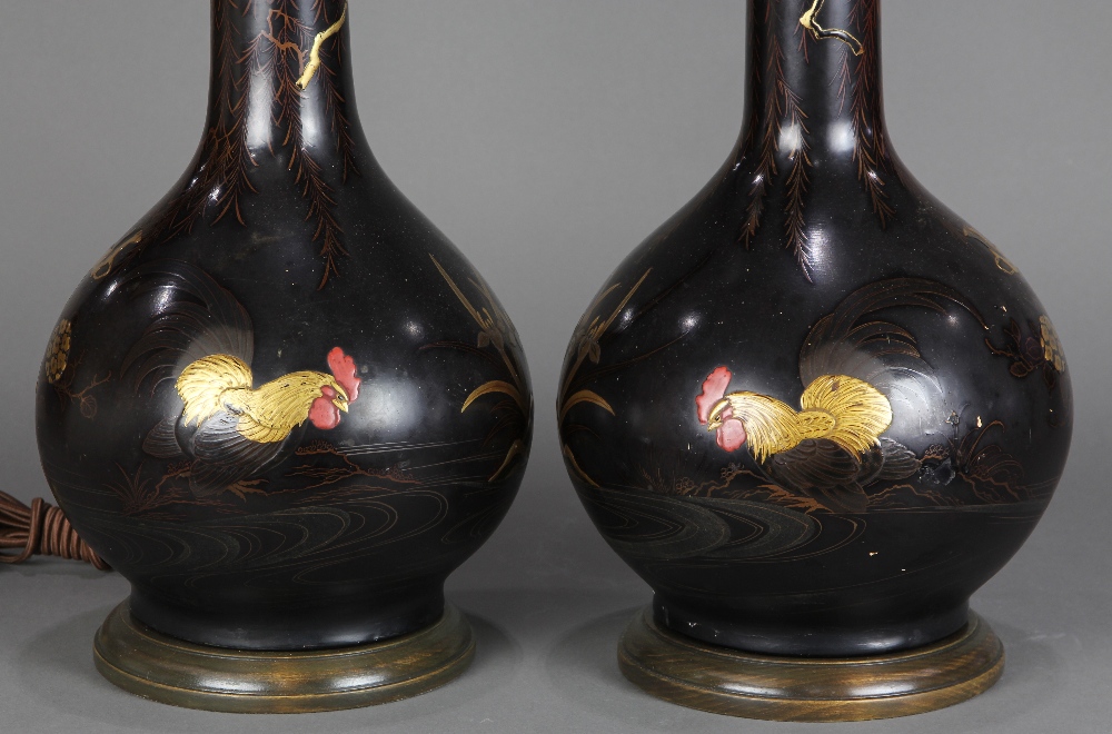 Pair of Japanese bronze vases, converted to lamps, Meiji/Taisho period, decorated with willow - Image 5 of 5